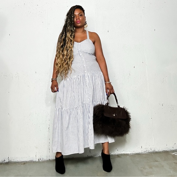 Chic Striped High Low Dress in White and Gray, XL Fits M/L - Picture 4 of 10